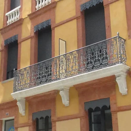 Le Pastel Hotell Toulouse