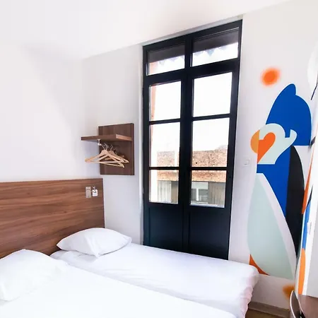 Hotell Le Pastel 2*