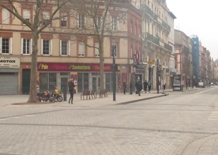 Le Pastel 2* Тулуза