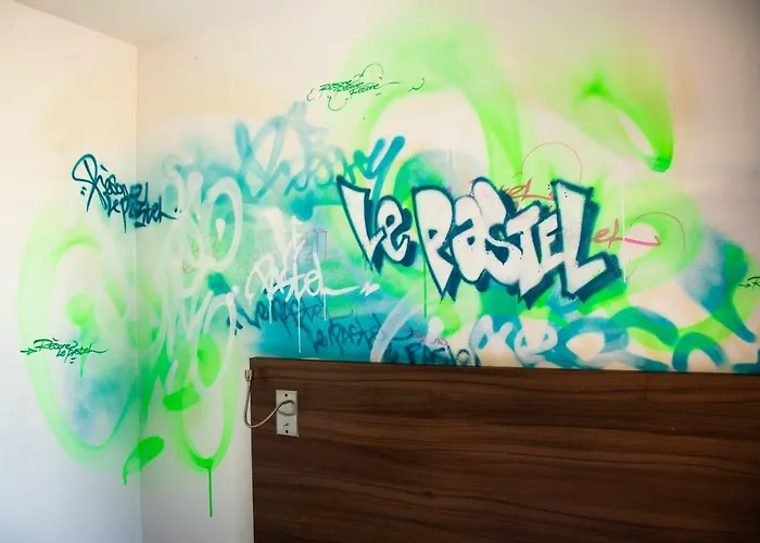 Отель Le Pastel 2*